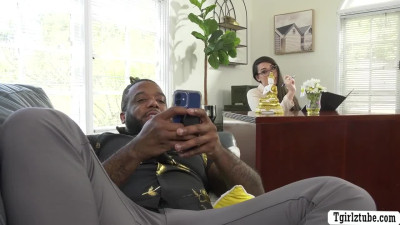 Asian shemale doctor ass licked and analed by black patient