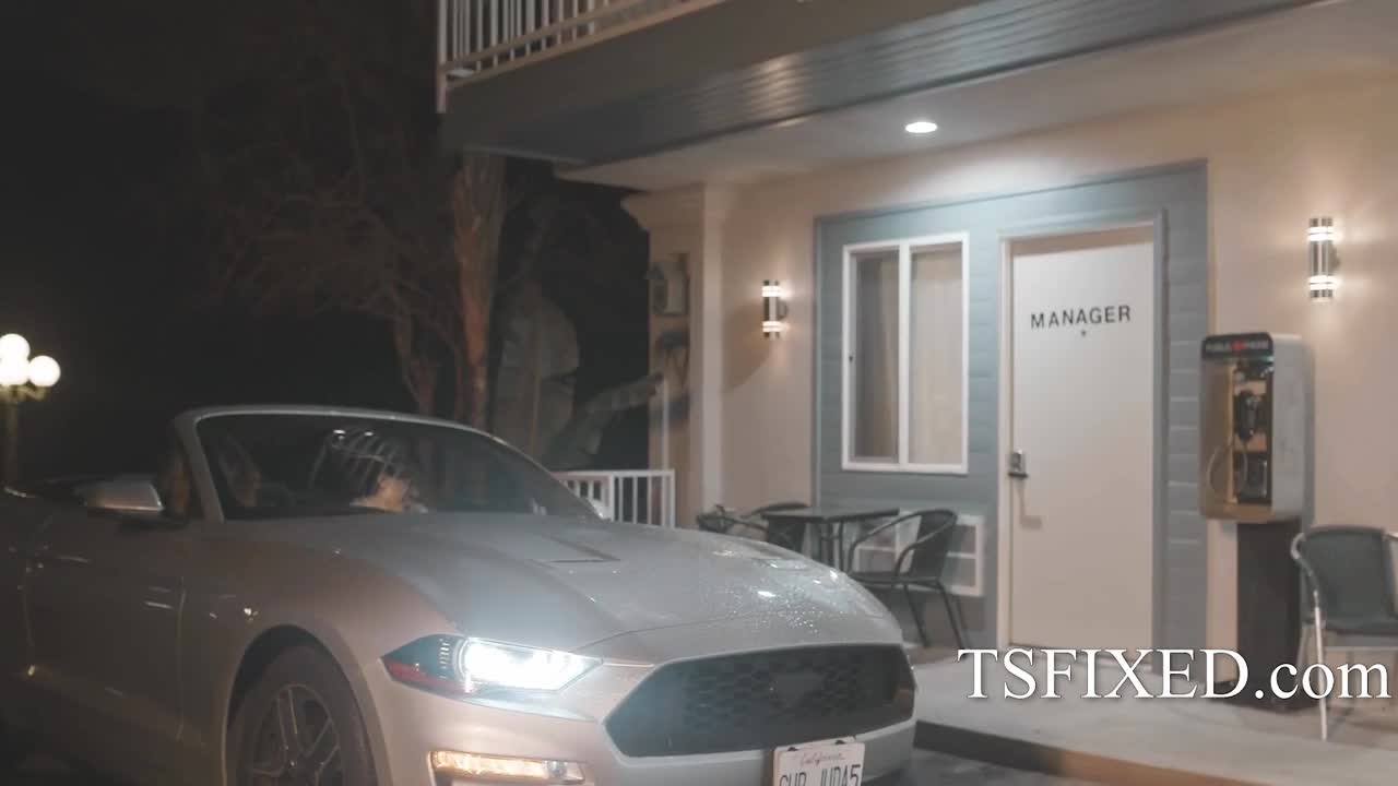 Watch Motel Fuck & Pussy Fisting (TS Fucks Girl) Shemale Porn Videos | TranSexBig.