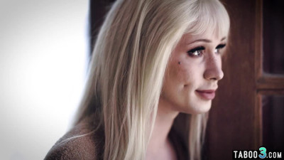 Petite blonde tranny babe Jenna Gargles fucked bareback by her stepfather