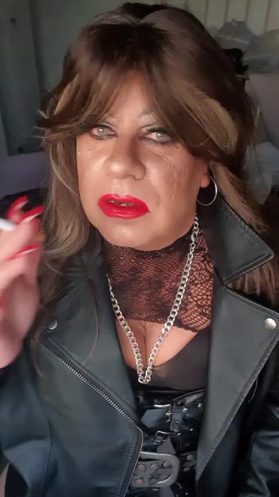 Watch smoking transvestite lipstick Shemale Porn Videos | TranSexBig.