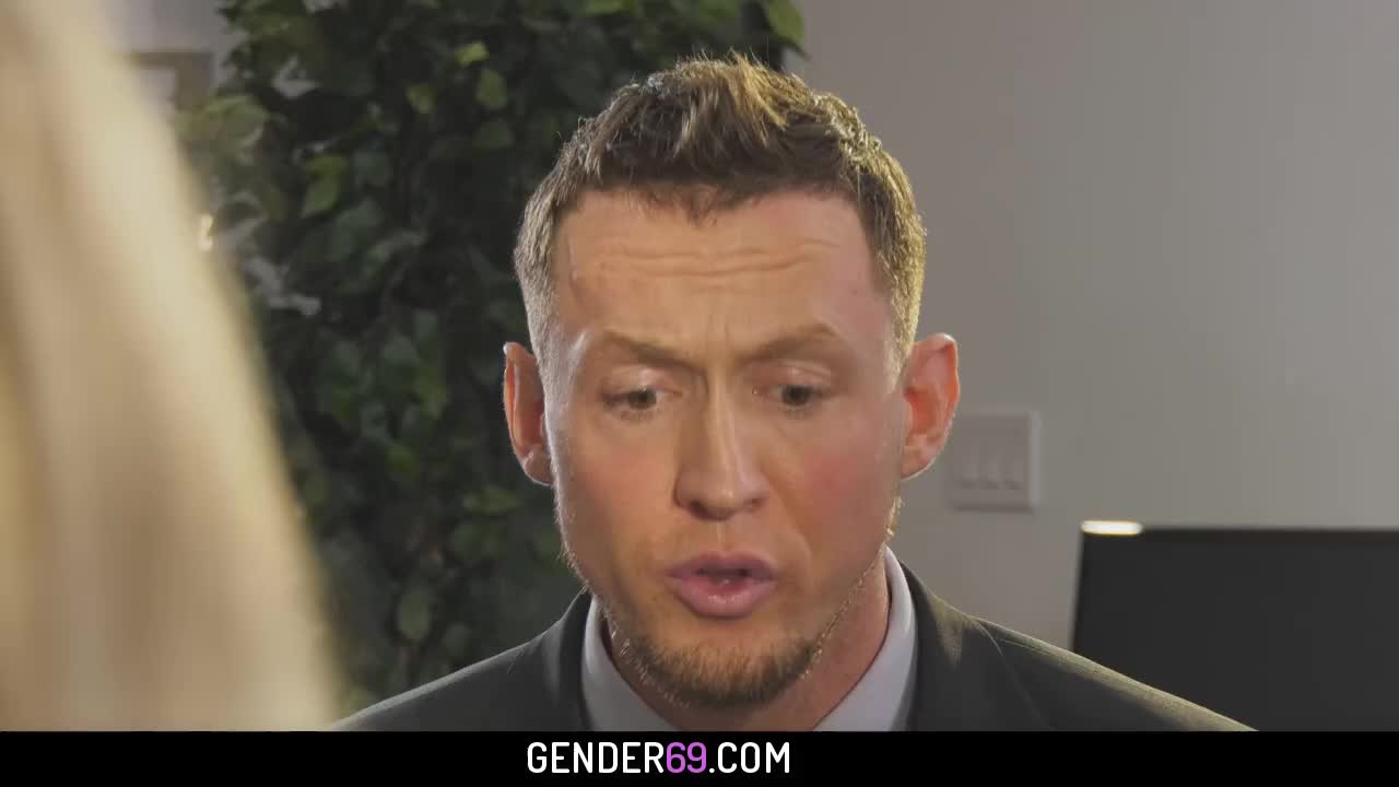 Watch Sexy TS boss Marissa Minx barebacks her employee on the office desk Shemale Porn Videos | TranSexBig.