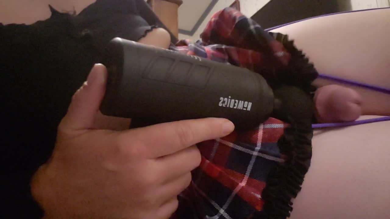 Watch Britney hands free cum with help Shemale Porn Videos | TranSexBig.