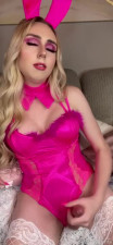 Gorgeous t-girl bunny cumshot