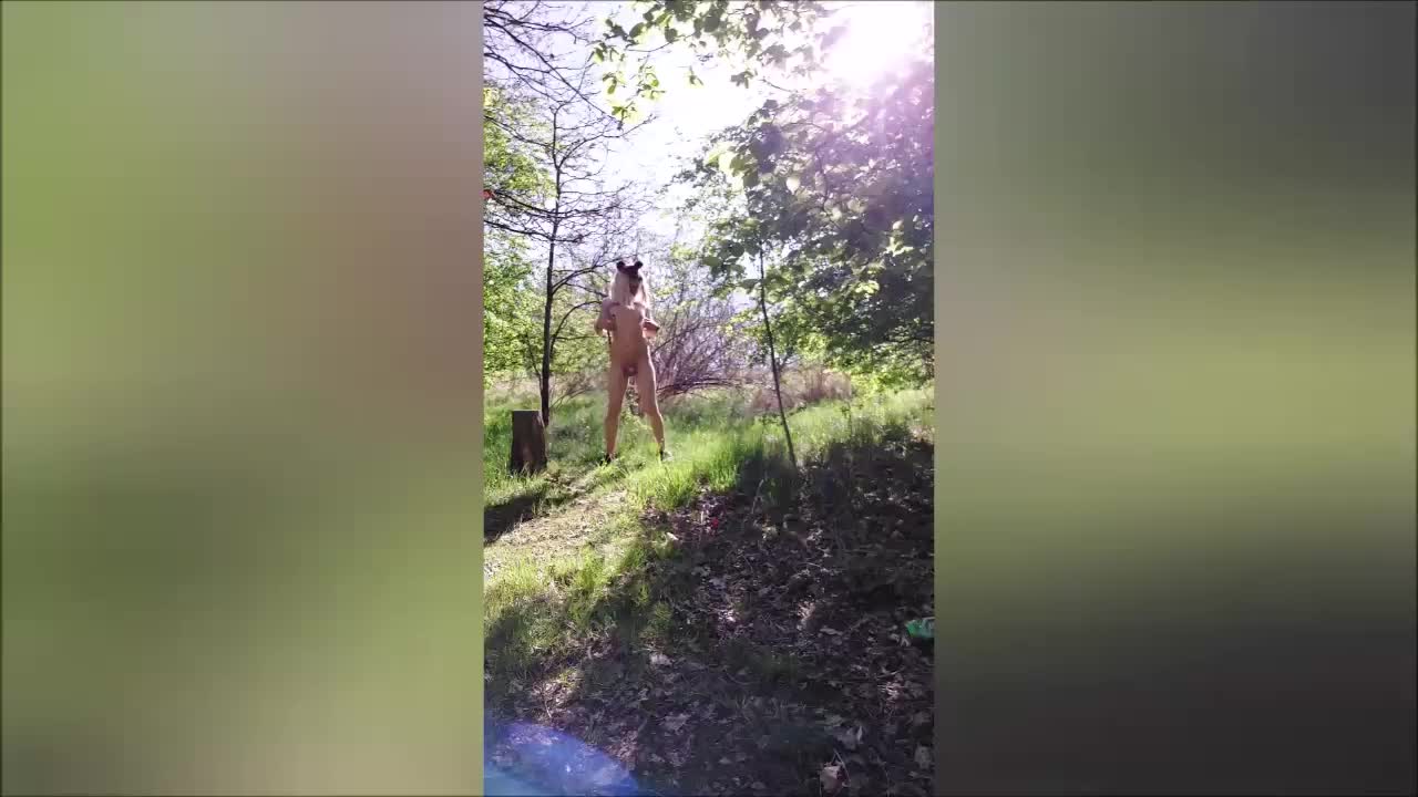 Watch Small tits tranny fucking herslef Shemale Porn Videos | TranSexBig.