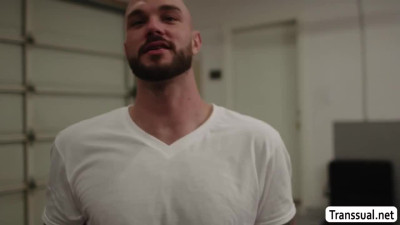 Horny dude licks and bareback fucks his shemale gym buddy