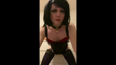 Crossdresser Isabell Doggy Dildo pleasure