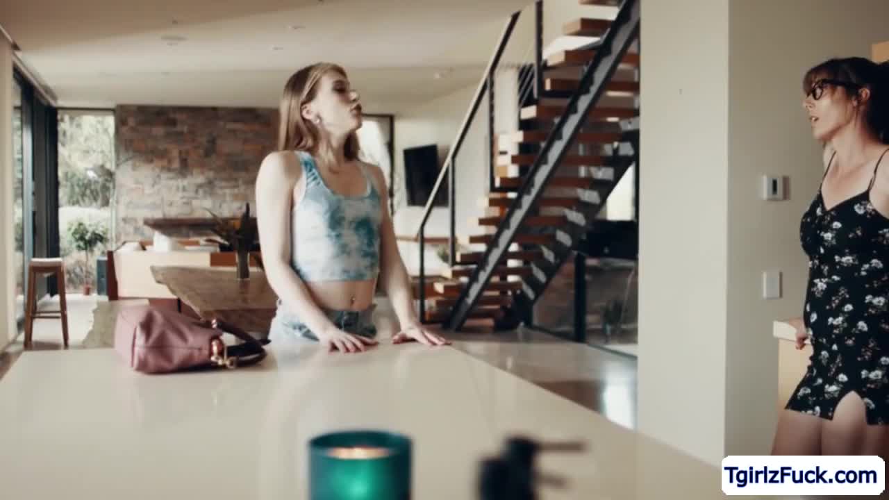 Watch Tall tbabes deepthroat and anal bareback Shemale Porn Videos | TranSexBig.