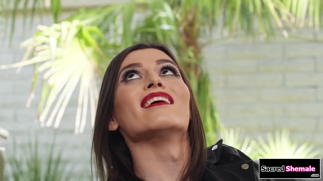 Watch Latina shemale Korra Del Rio asslicks and barebacks her bf Shemale Porn Videos | TranSexBig.