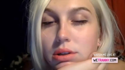 Blonde american shemale slut masturbate on cam