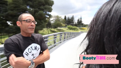 Darkhair Latina transgender pulled into booty fucking