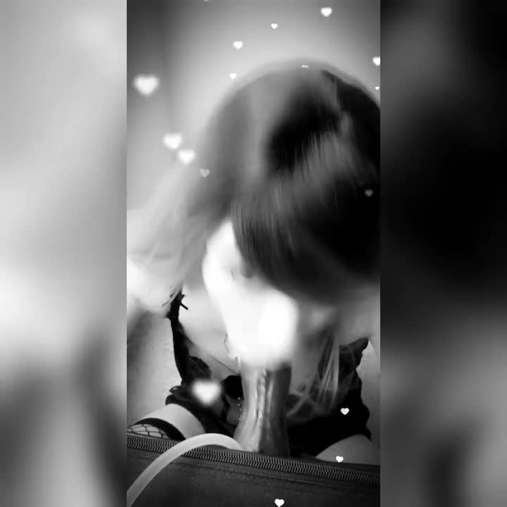 Watch Skadi shows her deepthroat skills Shemale Porn Videos | TranSexBig.