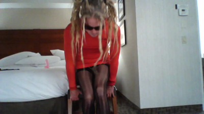HolyFuckHandsfree CUMSHOT in Little RedDress bi Blondelegs69