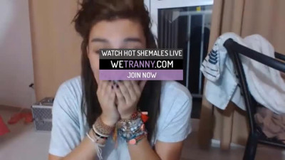 Pretty shemale playing with her cock on cam
