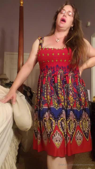 Watch Very sexy curvy shemale Shemale Porn Videos | TranSexBig.