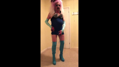 Pink haired slut in blue boots