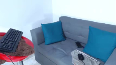 Sexy Skinny Brunette Strokes