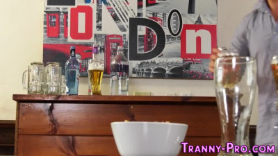 Horny tranny tugs jizz after riding