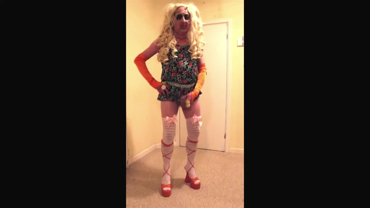 Watch Blonde slut in orange tie-up shoes Shemale Porn Videos | TranSexBig.