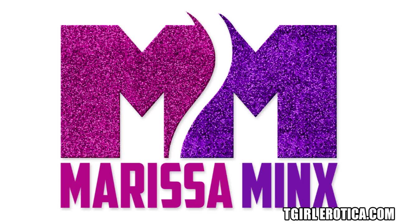 Watch Amazing tranny fits a massive dildo into her ass Shemale Porn Videos | TranSexBig.