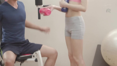 Japanese Girl Goes to the GYM and Gets her Cock Cummed on