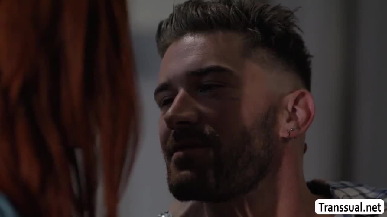 Watch Slut shemale lets her new boyfriend bareback her wet ass Shemale Porn Videos | TranSexBig.