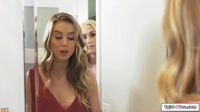Tgirl Jenna Gargles fucks a girl and is barebacked in 3some