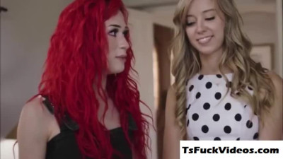 Tranny Jenna Gargles shares dick with fuckingy babe Hal