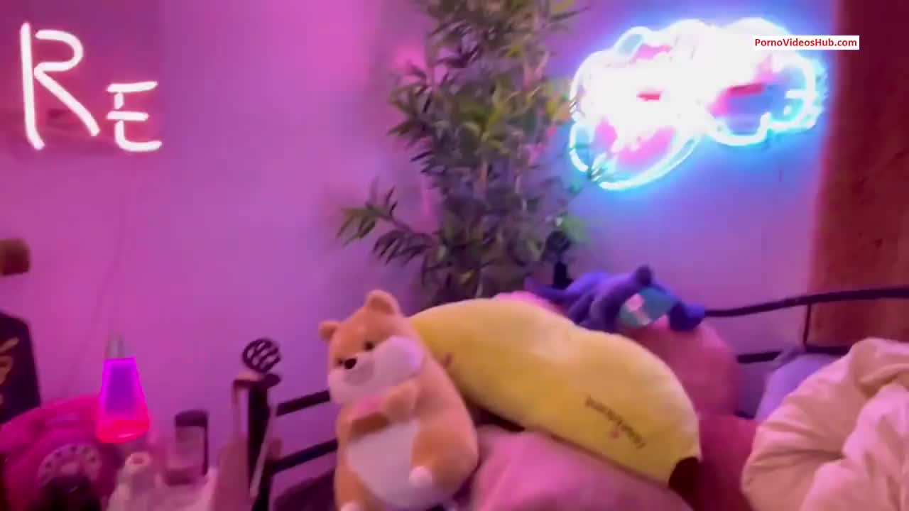 Watch cutiepii33quinn 2 Shemale Porn Videos | TranSexBig.