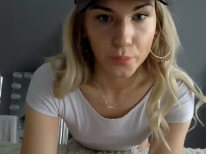 Lovebird Dildo fuck