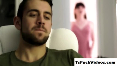 temptress Natalie Mars masturbates and geTranny banged