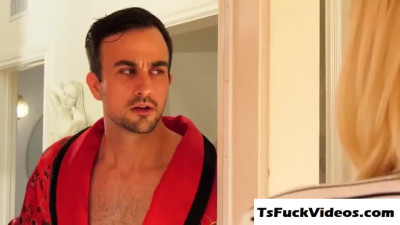 stud rammed blonde Tranny Ella Hollywood in hardcore 03