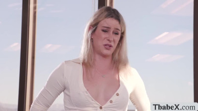 Busty latina ts Nikki Vicous deepthroats and anl barebacked