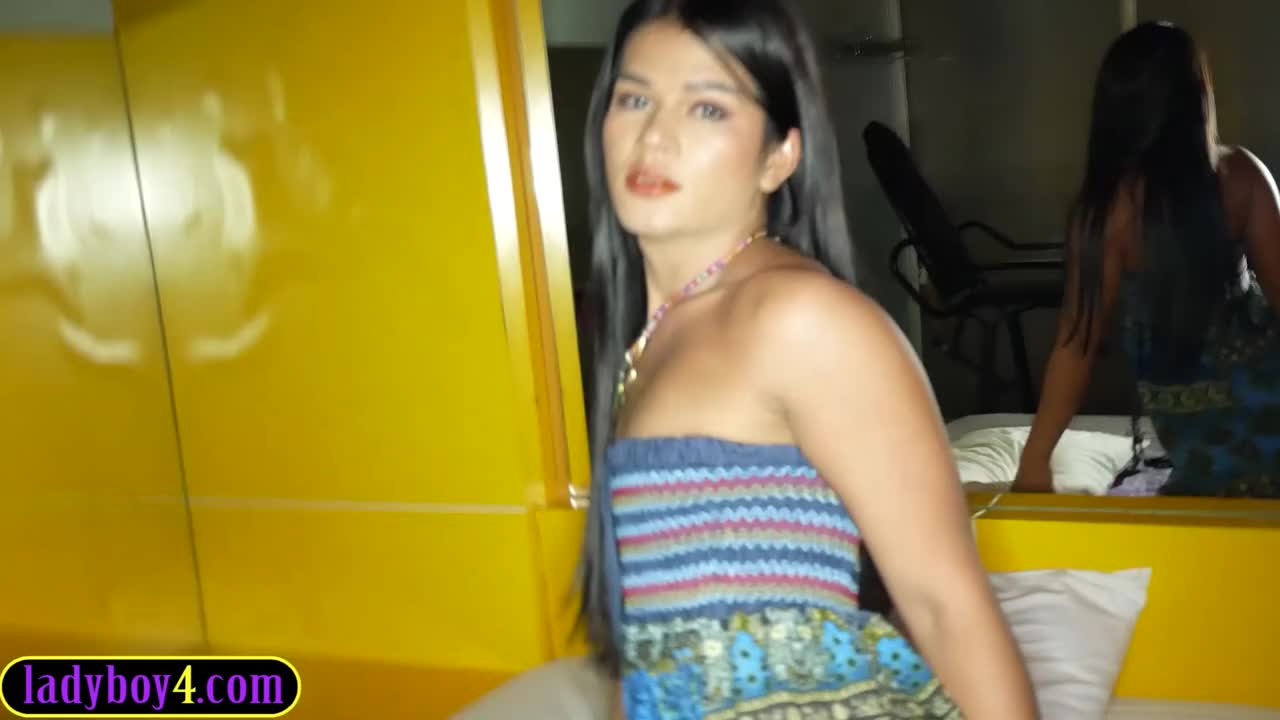 Watch Perfect ass Asian trans teen ladyboy bareback anal stuffing in a sex chair Shemale Porn Videos | TranSexBig.