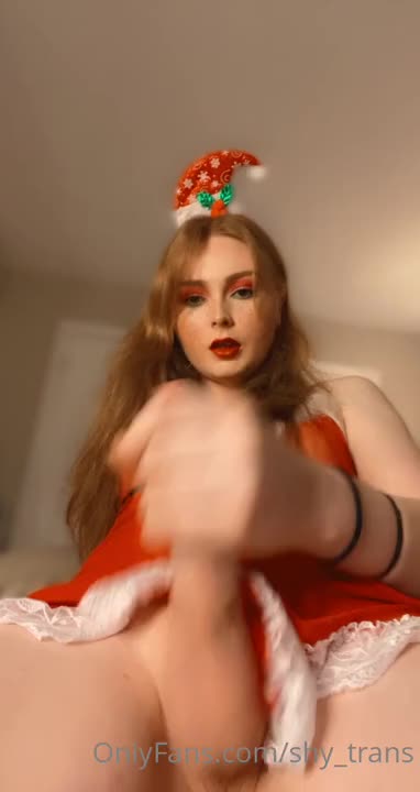 Watch Pretty redhead with big cock cums for Christmas Shemale Porn Videos | TranSexBig.