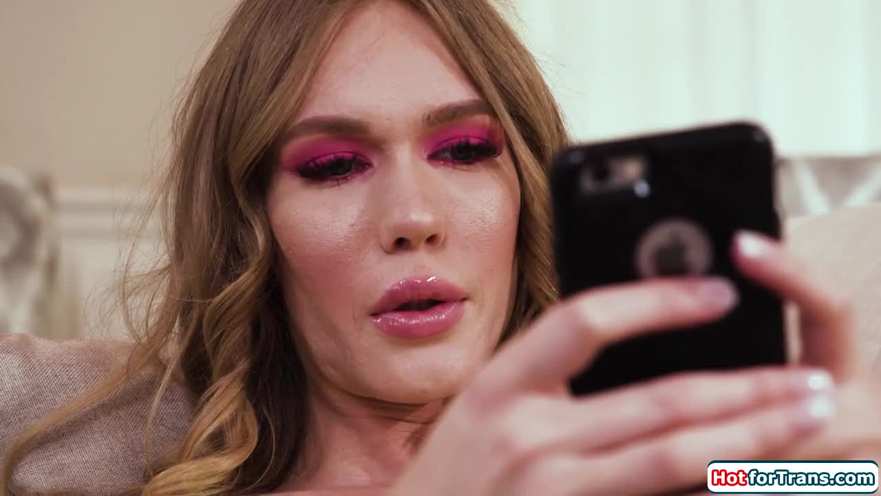 Watch Trans mistress Crystal Thayer rimmed and anal by married guy Shemale Porn Videos | TranSexBig.