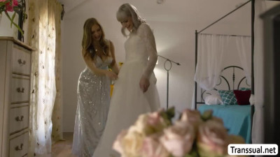 Tbabe brides gets her shecock suck and ride by brides maid