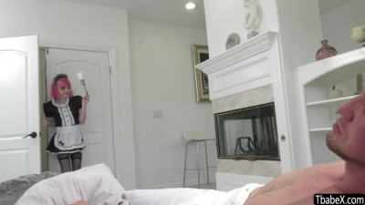 Slender tranny babe Claire Tenebrarum takes boss cock in the bed
