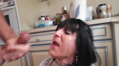 J'aime sucer une bite