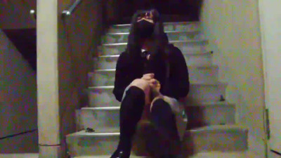 Pretty Urinates Lewdly in the Ruined Apartment Passage