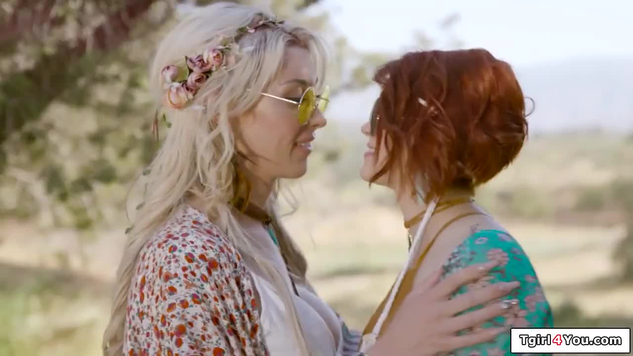 Watch Busty shemale Aubrey Kate licks and fucks a cis girls pussy Shemale Porn Videos | TranSexBig.