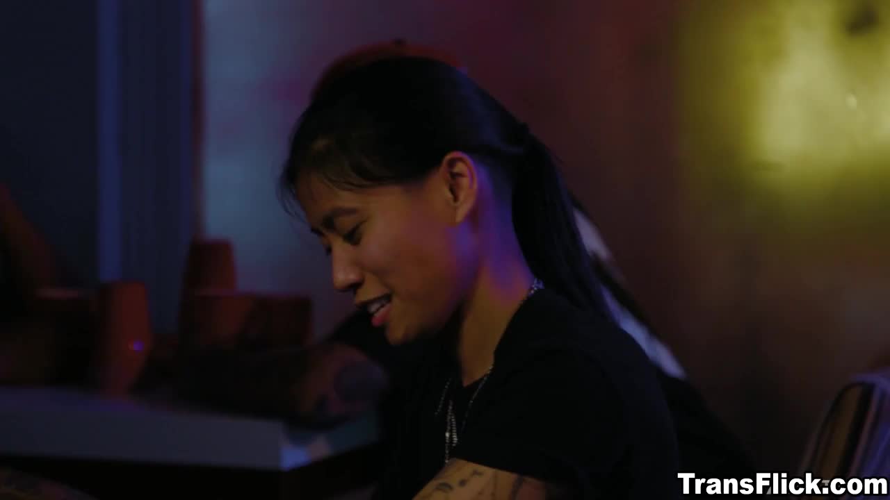 Watch Khloe and Dante coming together for intense and urgent sex Shemale Porn Videos | TranSexBig.