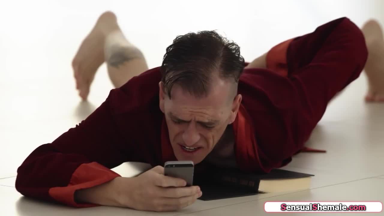 Watch Small boobs trans masseuse Mandy Mitchell gets anal fucked Shemale Porn Videos | TranSexBig.