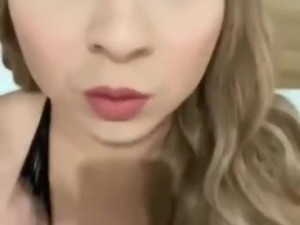 Crossdressing sissy Slut Gets Facial Latinmamicd