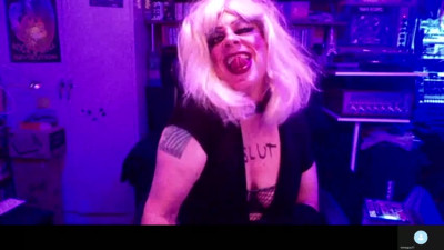 Linday Loves Being a Slut