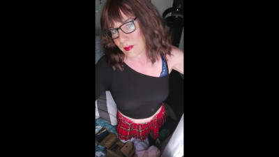 crossdresser juniper beri uk