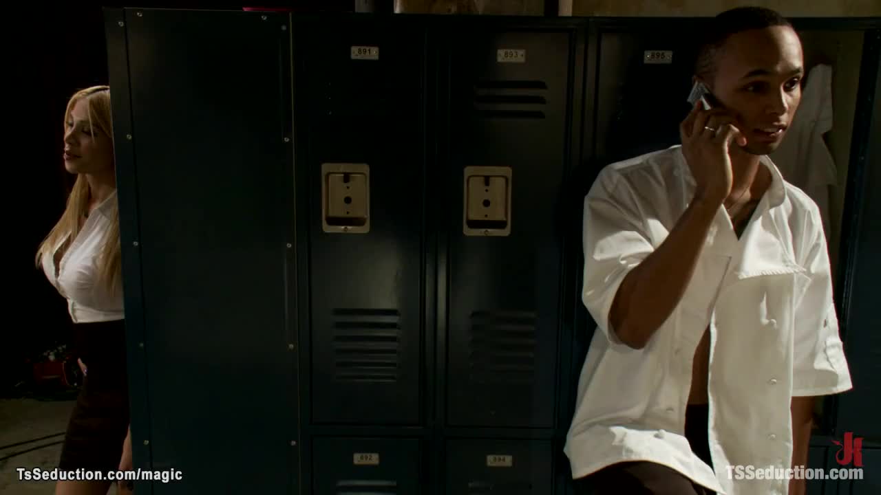 Watch Busty shemale chef fucks bound black Shemale Porn Videos | TranSexBig.