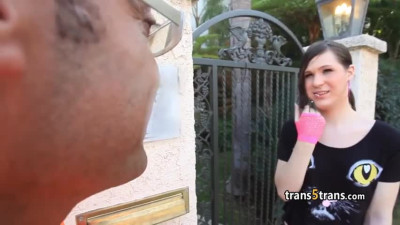 gigantic dick man nailed randy transsexual tramp