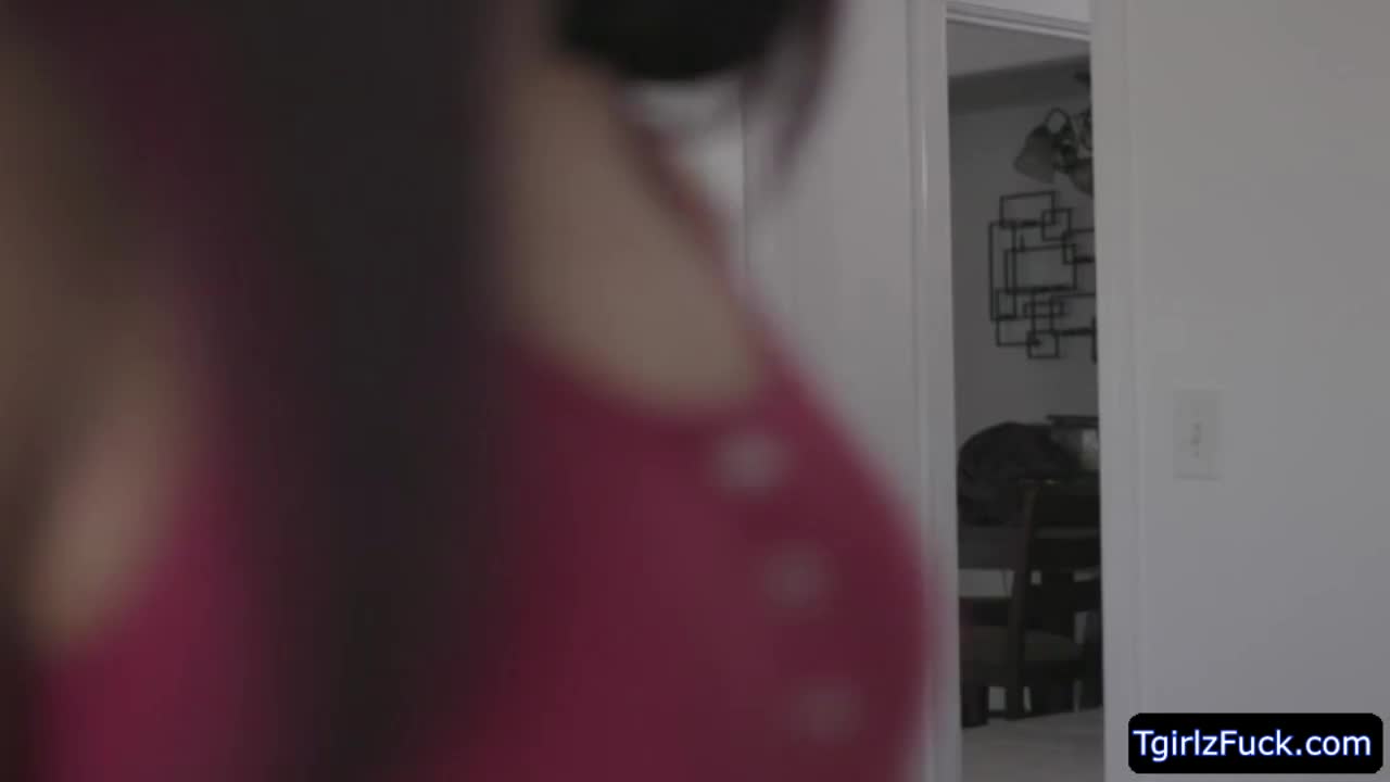 Watch Slender ts beauty Khloe Kay analed stepbrothers soring asshole Shemale Porn Videos | TranSexBig.