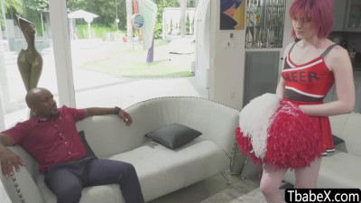 Ts cheerleader Ella Hollywood round bubble ass hardcore anal reaming
