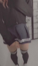 Cute trap shoots huge load